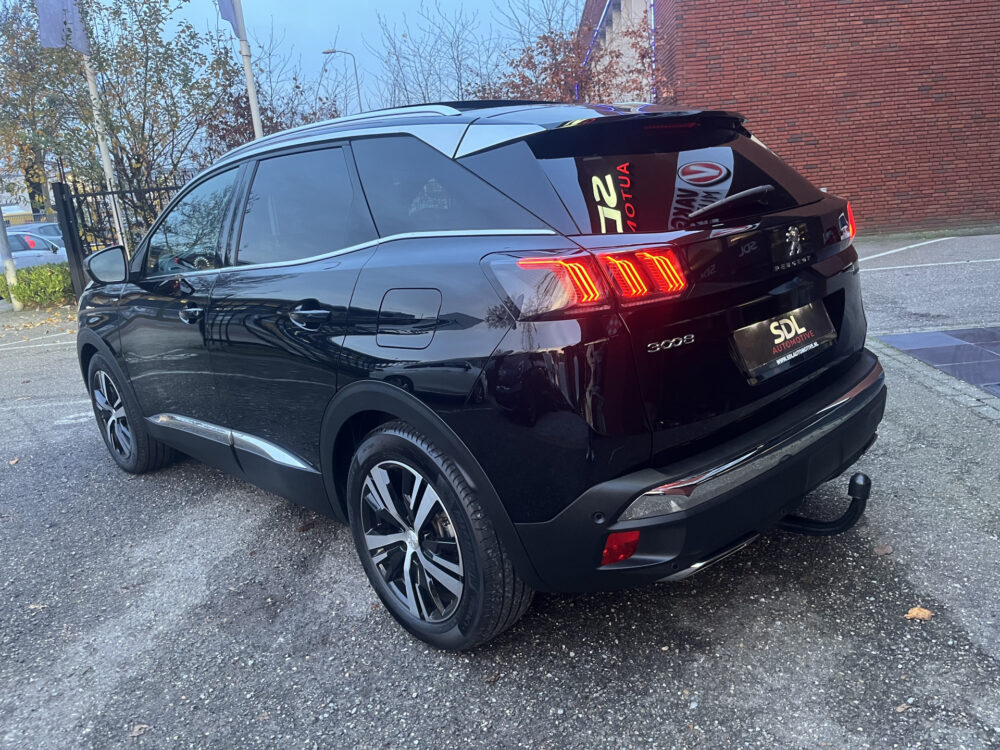 Peugeot 3008 1.6 HYbrid 225 GT // DODEHOEK // SCHUIF-KANTELDAK // ADAPTIV. CRUISE // ELEK. ACHTERKLEP // NAVI+CARPLAY // KEYLESS // 3