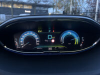 Peugeot 3008 1.6 HYbrid 225 GT // DODEHOEK // SCHUIF-KANTELDAK // ADAPTIV. CRUISE // ELEK. ACHTERKLEP // NAVI+CARPLAY // KEYLESS // 79