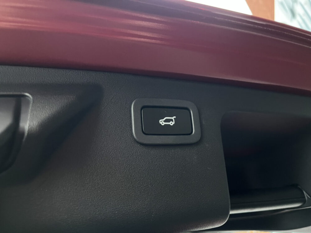 Land Rover Discovery Sport 2.0 Si4 Anniversary // HALF LEDER // XENON // Trekhaak // CAMERA // NAVI 11