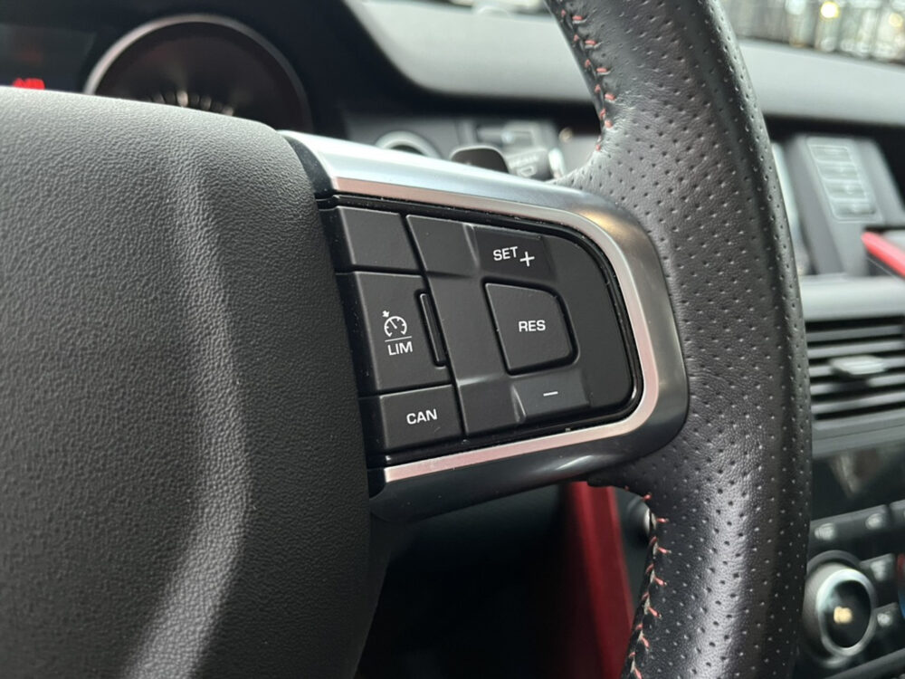 Land Rover Discovery Sport 2.0 Si4 Anniversary // HALF LEDER // XENON // Trekhaak // CAMERA // NAVI 21