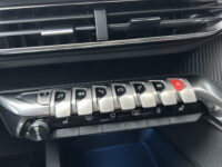 Peugeot 3008 1.6 HYbrid 225 Allure 1e EIGENAAR!! // FULL LED // APPLE CARPLAY / ANDROID AUTO // CAMERA // PDC V+A // STOELVERWARMING 50