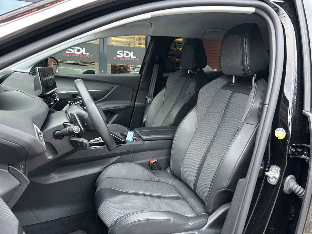 Peugeot 3008 1.6 HYbrid 225 Allure 1e EIGENAAR!! // FULL LED // APPLE CARPLAY / ANDROID AUTO // CAMERA // PDC V+A // STOELVERWARMING 8