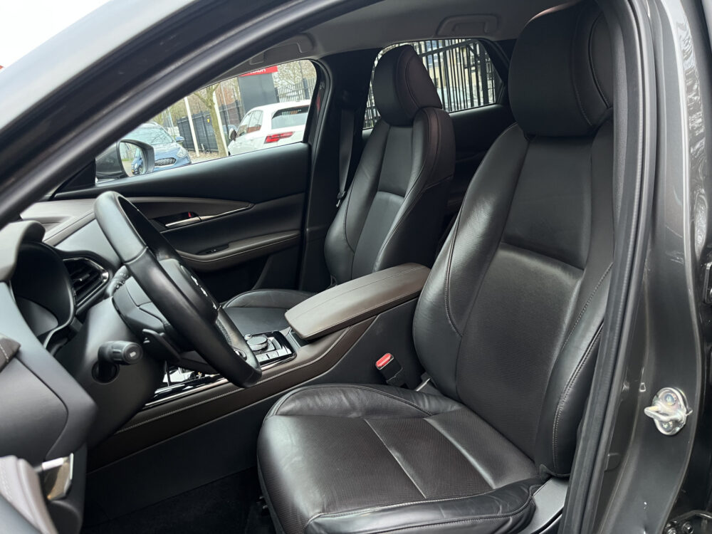 Mazda CX-30 2.0 e-SkyActiv-X M Hybrid Luxury // LEDER // ELEK.STOEL+GEHEUGEN // CAMERA // NAVI+CARPLAY // HEAD-UP DISPLAY // 15