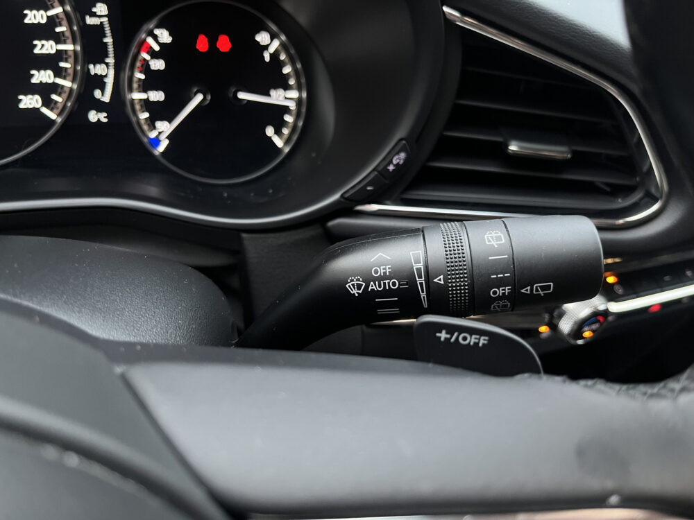 Mazda CX-30 2.0 e-SkyActiv-X M Hybrid Luxury // LEDER // ELEK.STOEL+GEHEUGEN // CAMERA // NAVI+CARPLAY // HEAD-UP DISPLAY // 26