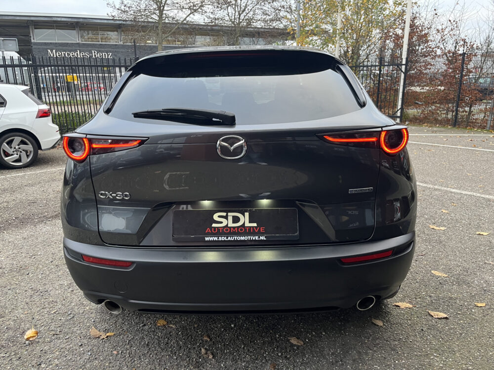 Mazda CX-30 2.0 e-SkyActiv-X M Hybrid Luxury // LEDER // ELEK.STOEL+GEHEUGEN // CAMERA // NAVI+CARPLAY // HEAD-UP DISPLAY // 4