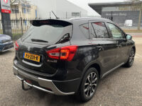 Suzuki S-Cross 1.0 Boosterjet Rhino // CAMERA // CLIMA // CRUISE // NAVI // TREKHAAK // APPLE CARPLAY - ANDROID AUTO // STOELVERWARMING // 37