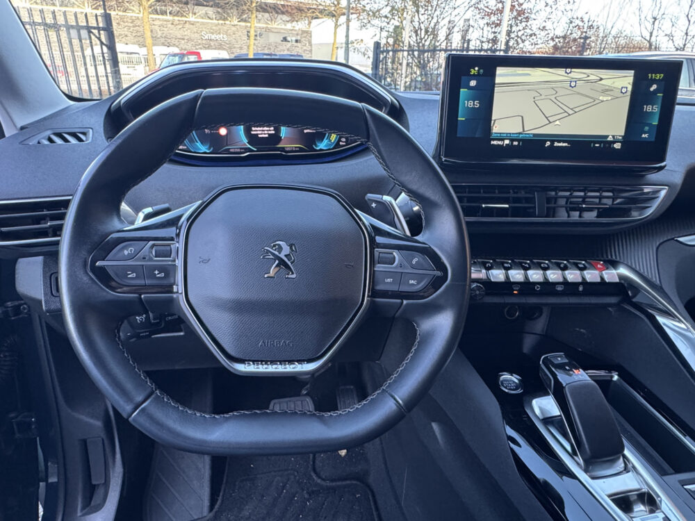 Peugeot 3008 1.6 HYbrid 225 Allure 1e EIGENAAR!! // FULL LED // APPLE CARPLAY / ANDROID AUTO // CAMERA // PDC V+A // 11