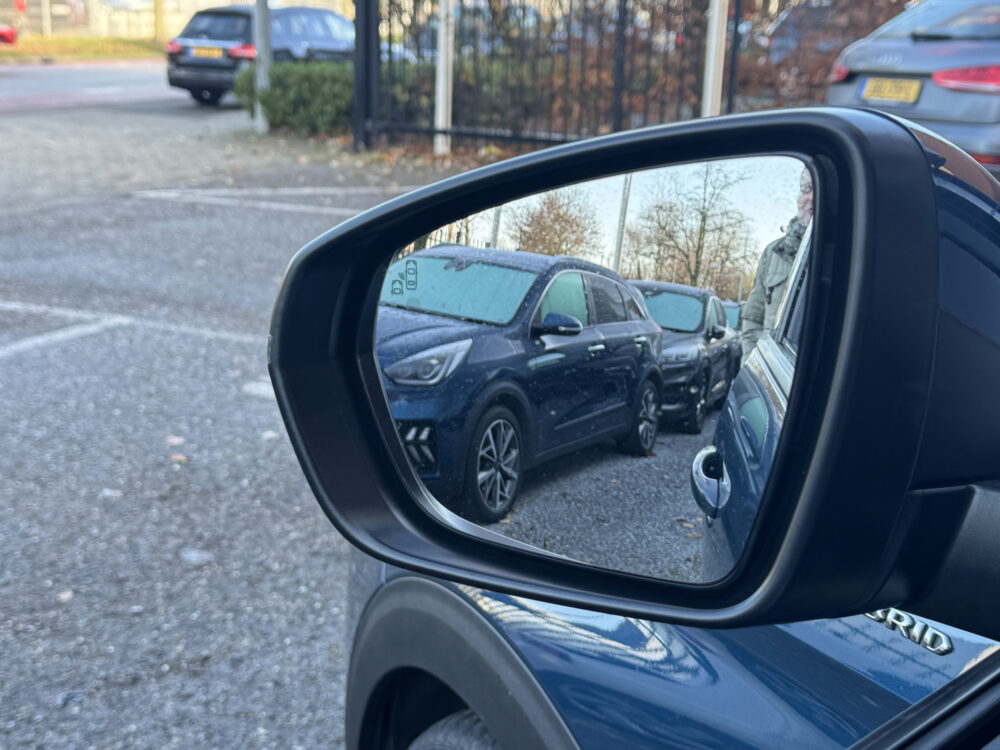 Peugeot 3008 1.6 HYbrid 225 Allure 1e EIGENAAR!! // FULL LED // APPLE CARPLAY / ANDROID AUTO // CAMERA // PDC V+A // 29