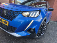 Peugeot e-2008 EV GT Pack 50 kWh // SCHUIF-KANTELDAK // DODEHOEK // LEDER-ALCANTARA // FULL LED // ADAPT. CRUISE // KEYLESS // 48