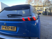 Peugeot e-2008 EV GT Pack 50 kWh // SCHUIF-KANTELDAK // DODEHOEK // LEDER-ALCANTARA // FULL LED // ADAPT. CRUISE // KEYLESS // 51