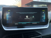 Peugeot e-2008 EV GT Pack 50 kWh // SCHUIF-KANTELDAK // DODEHOEK // LEDER-ALCANTARA // FULL LED // ADAPT. CRUISE // KEYLESS // 71