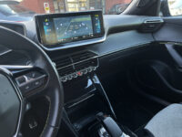 Peugeot e-2008 EV GT Pack 50 kWh // SCHUIF-KANTELDAK // DODEHOEK // LEDER-ALCANTARA // FULL LED // ADAPT. CRUISE // KEYLESS // 74