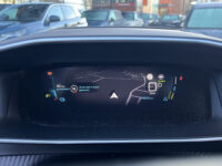 Peugeot e-2008 EV GT Pack 50 kWh // SCHUIF-KANTELDAK // DODEHOEK // LEDER-ALCANTARA // FULL LED // ADAPT. CRUISE // KEYLESS // 75