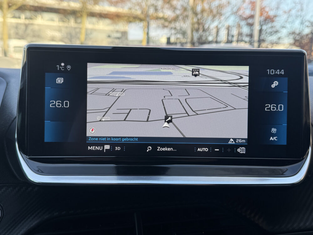 Peugeot 2008 1.2 PureTech GT-Line // NAVI // CAMERA // APPLE CARPLAY - ANDROID AUTO // CRUISE // TREKHAAK // LED KOPLAMPEN // 16