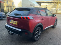 Peugeot 2008 1.2 PureTech GT-Line // NAVI // CAMERA // APPLE CARPLAY - ANDROID AUTO // CRUISE // TREKHAAK // LED KOPLAMPEN // 37