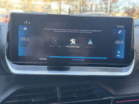 Peugeot 2008 1.2 PureTech GT-Line // NAVI // CAMERA // APPLE CARPLAY - ANDROID AUTO // CRUISE // TREKHAAK // LED KOPLAMPEN // 50