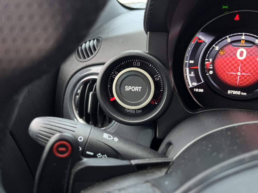 Abarth 595 1.4 T-Jet Turismo 146PK!! // LEDER // AIRCO // CRUISE // NAVI // PDC // 12