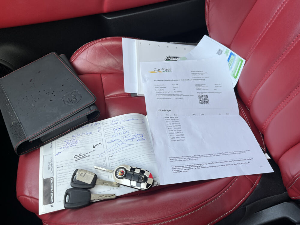 Abarth 595 1.4 T-Jet Turismo 146PK!! // LEDER // AIRCO // CRUISE // NAVI // PDC // 26