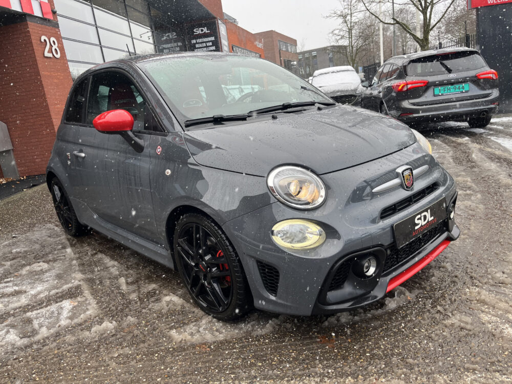 Abarth 595 1.4 T-Jet Turismo 146PK!! // LEDER // AIRCO // CRUISE // NAVI // PDC // 7