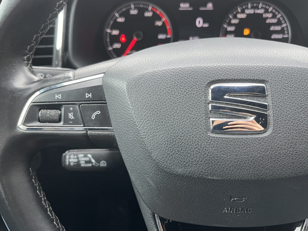 SEAT Ateca 1.4 EcoTSI Xcellence // APPLE CARPLAY - ANDROID AUTO // CAMERA // CRUISE // DODENHOEK SENSOR // ELEK. ACHTERKLEP // 12