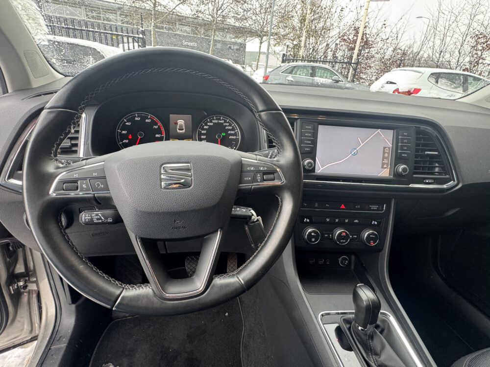 SEAT Ateca 1.4 EcoTSI Style // NAVI // PDC V + A // ADAPTIVE CRUISE // CLIMA // DAB RADIO // ELEK. ACHTERKLEP // 10