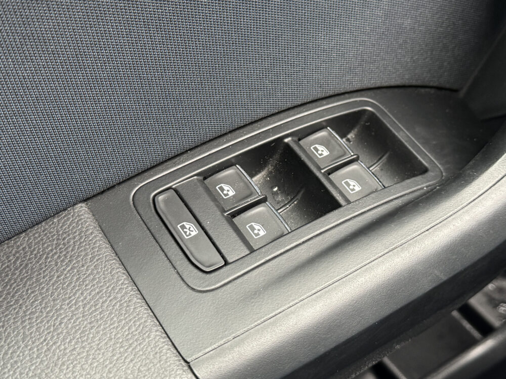 SEAT Ateca 1.4 EcoTSI Style // NAVI // PDC V + A // ADAPTIVE CRUISE // CLIMA // DAB RADIO // ELEK. ACHTERKLEP // 24