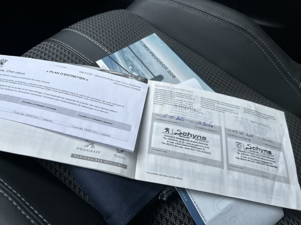 Peugeot 208 1.2 PureTech GT 131 PK!! // FULL LED // NAVI + CAMERA // APPLE CARPLAY / ANDROID AUTO // PDC V+A 14