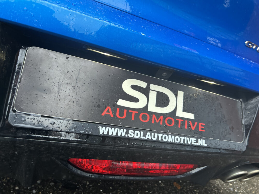 Peugeot 208 1.2 PureTech GT 131 PK!! // FULL LED // NAVI + CAMERA // APPLE CARPLAY / ANDROID AUTO // PDC V+A 32