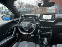 Peugeot 208 1.2 PureTech GT 131 PK!! // FULL LED // NAVI + CAMERA // APPLE CARPLAY / ANDROID AUTO // PDC V+A 41