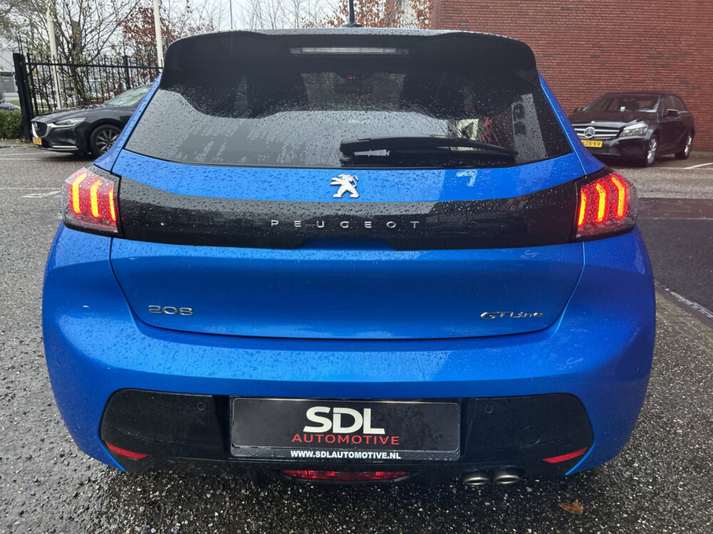 Peugeot 208 1.2 PureTech GT 131 PK!! // FULL LED // NAVI + CAMERA // APPLE CARPLAY / ANDROID AUTO // PDC V+A 5