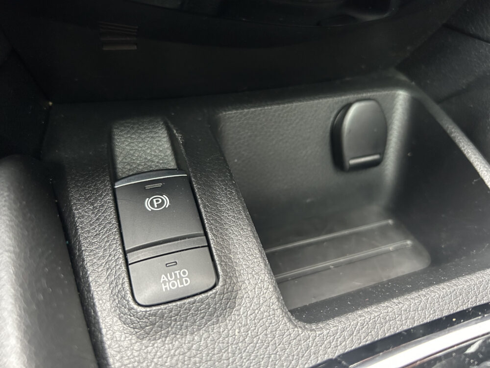 Nissan QASHQAI 1.3 DIG-T Design Edition // NAVI // CAMERA // PANO DAK // KEY LESS // STOELVERWARMING // 19