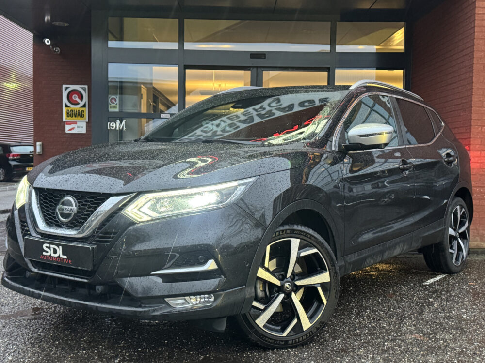 Nissan QASHQAI 1.3 DIG-T Tekna + // LEDER // MEMORY SEATS // BOSE AUDIO // TREKHAAK // PANO DAK // STOELVERWARMING // 1