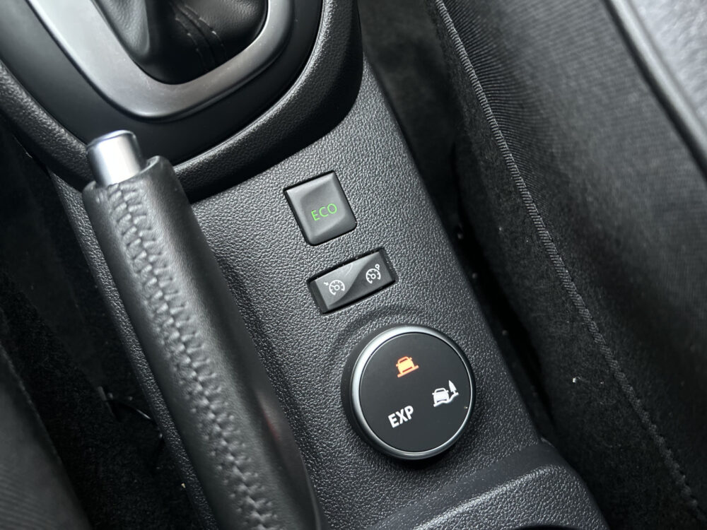 Renault Captur 1.2 TCe Xmod // LEDER // FULL LED // NAVI // CAMERA // PDC V+A // TREKHAAK!! 21