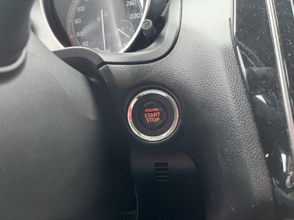 Suzuki Swift 1.2 Stijl // ADAPTIVE CRUISE // KEYLESS // CAMERA // CLIMA // STOELVERWARMING // NAVI+CARPLAY // FULL LED // AFN. TREKHAAK // 22