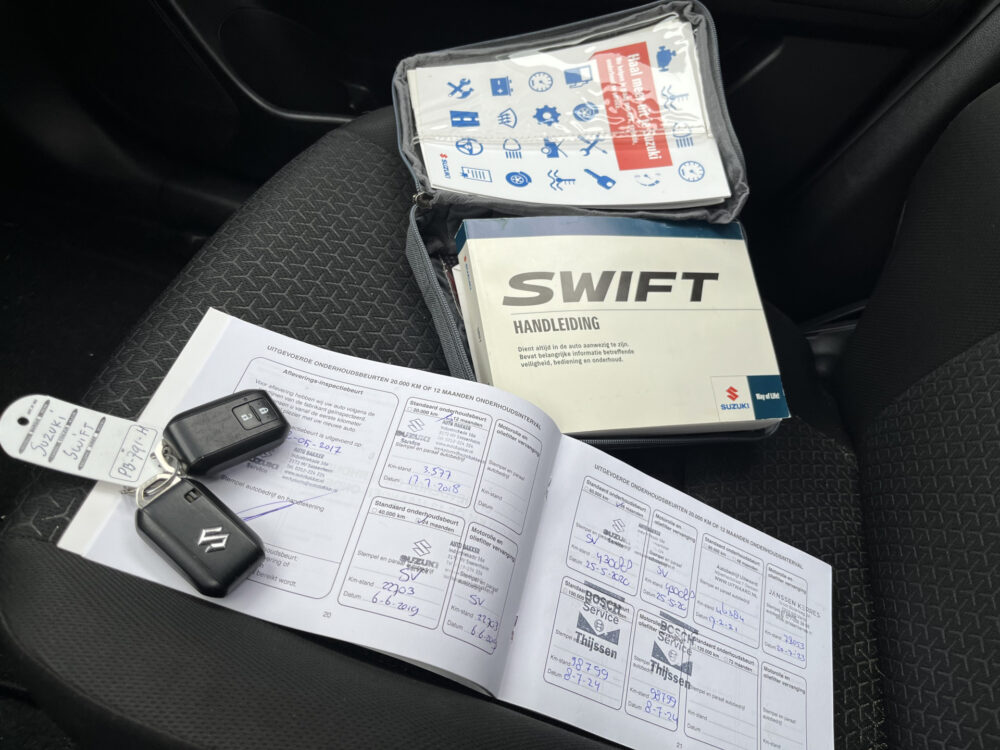 Suzuki Swift 1.2 Stijl // ADAPTIVE CRUISE // KEYLESS // CAMERA // CLIMA // STOELVERWARMING // NAVI+CARPLAY // FULL LED // AFN. TREKHAAK // 31