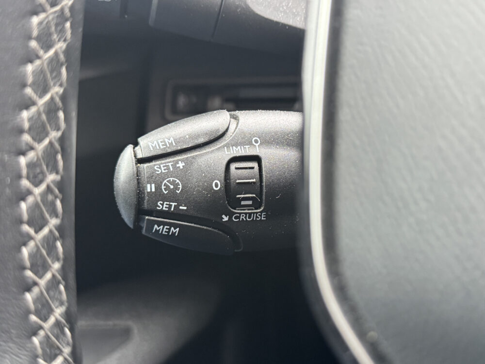 Peugeot 3008 1.2 Turbo AGC Allure // D. RIEM VERVANGEN!! // NAVI // PDC // CRUISE // CLIMA // TREKHAAK // 12