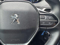 Peugeot 3008 1.2 Turbo AGC Allure // D. RIEM VERVANGEN!! // NAVI // PDC // CRUISE // CLIMA // TREKHAAK // 40