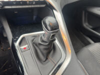 Peugeot 3008 1.2 Turbo AGC Allure // D. RIEM VERVANGEN!! // NAVI // PDC // CRUISE // CLIMA // TREKHAAK // 48