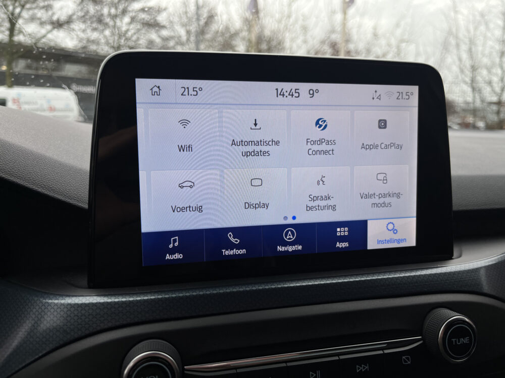 Ford FOCUS Wagon 1.5 EcoBoost Active ST-Line X 183PK!!!!// ADAPT. CRUISE // DODEHOEK // KEYLESS // CAMERA+SENSOREN // STUUR+STOELVERWARMING // B& 29