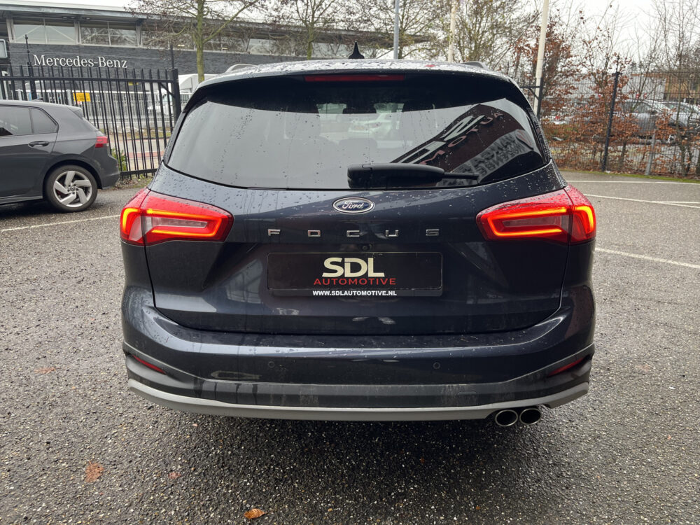 Ford FOCUS Wagon 1.5 EcoBoost Active ST-Line X 183PK!!!!// ADAPT. CRUISE // DODEHOEK // KEYLESS // CAMERA+SENSOREN // STUUR+STOELVERWARMING // B& 4