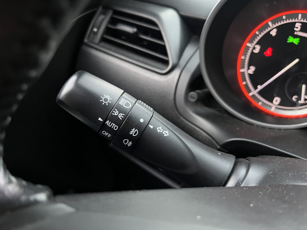 Suzuki Swift 1.2 Stijl // ADAPT. CRUISE // CLIMA // STOELVERWARMING // LED // KEYLESS // CAMERA // NAVI+CARPLAY // 19