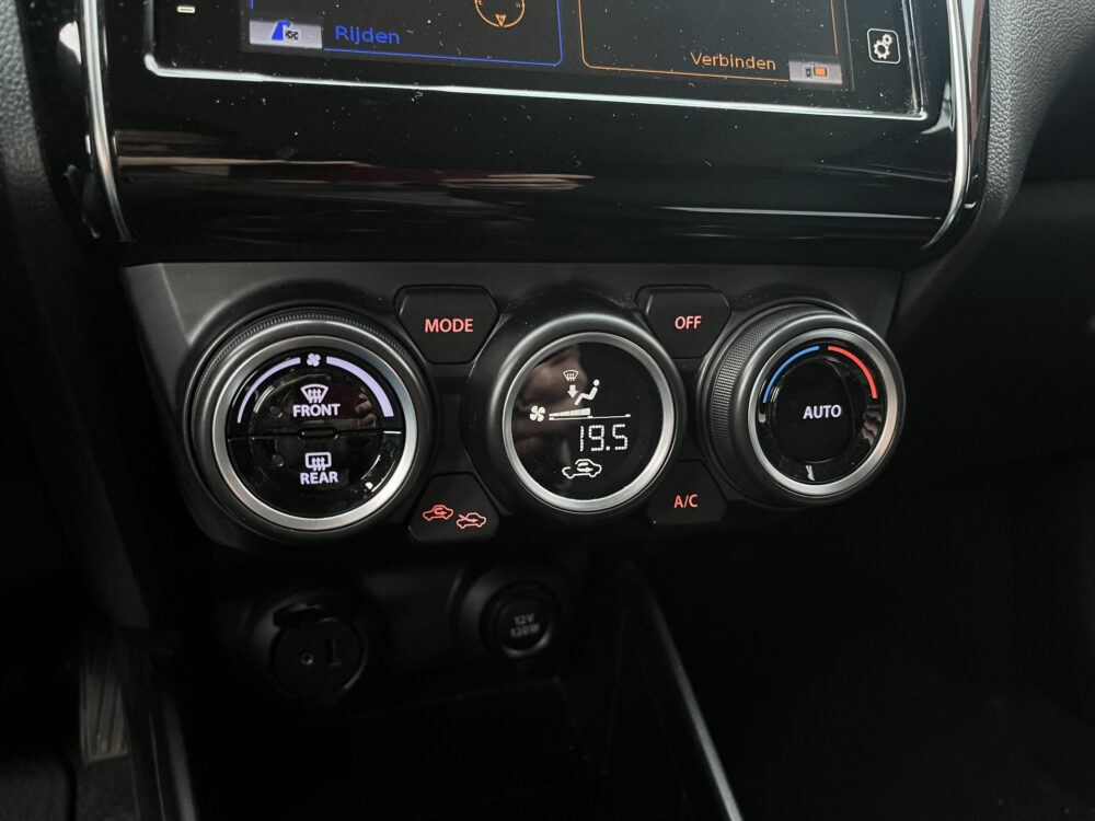 Suzuki Swift 1.2 Stijl // ADAPT. CRUISE // CLIMA // STOELVERWARMING // LED // KEYLESS // CAMERA // NAVI+CARPLAY // 26