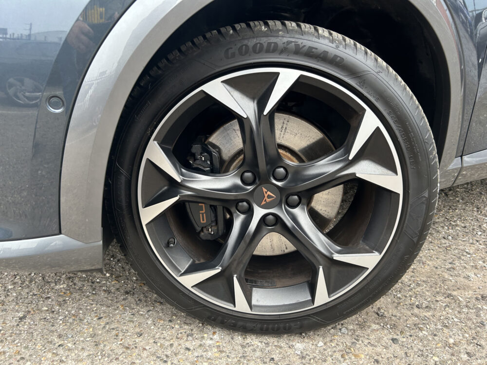 CUPRA Formentor 1.4 e-Hybrid VZ Performance 245PK!! // DODEHOEK // ADAPT. CRUISE // CAMERA+SENSOREN // NAVI+CARPLAY // VIRTUAL COCKPIT // KEYLES 28