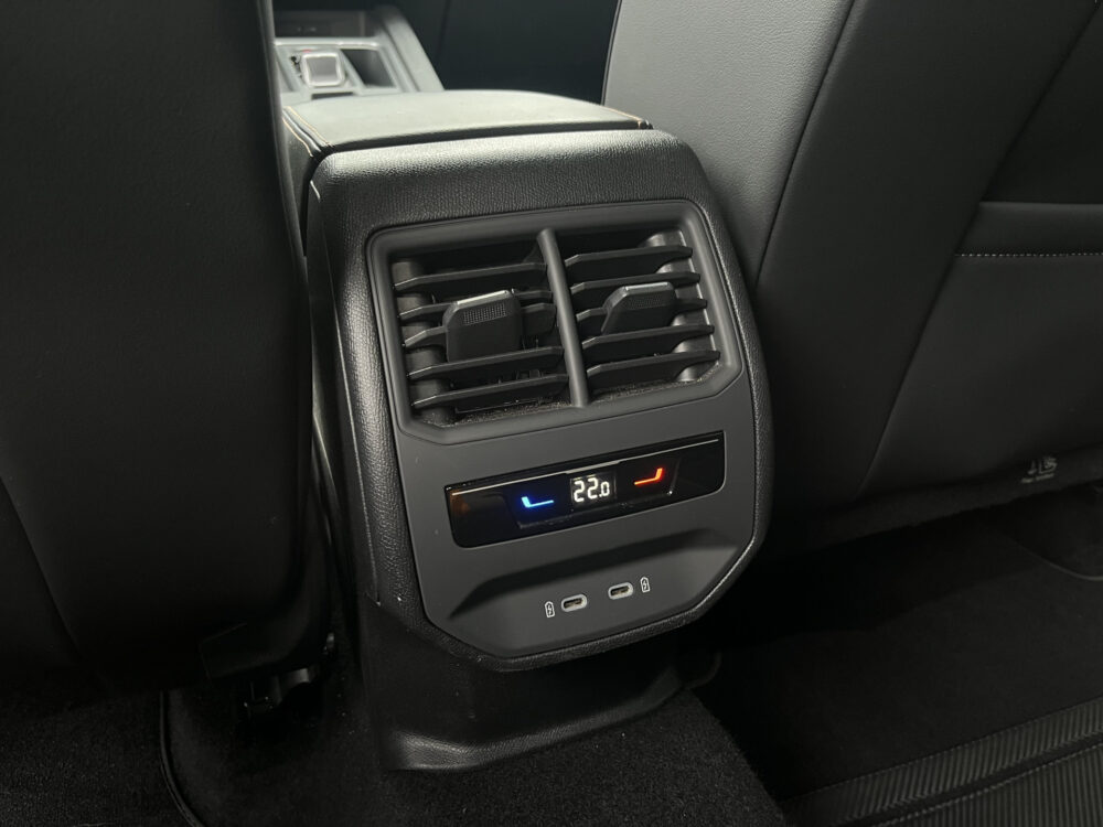 CUPRA Formentor 1.4 e-Hybrid VZ Performance 245PK!! // DODEHOEK // ADAPT. CRUISE // CAMERA+SENSOREN // NAVI+CARPLAY // VIRTUAL COCKPIT // KEYLES 31