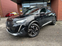 Peugeot 2008 1.2 PureTech Allure // LED // CRUISE // HALF LEDER // CAMERA+SENSOREN // NAVI+CARPLAY// STOELVERWARMING // 34