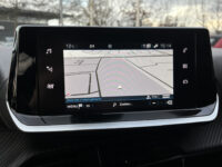 Peugeot 2008 1.2 PureTech Allure // LED // CRUISE // HALF LEDER // CAMERA+SENSOREN // NAVI+CARPLAY// STOELVERWARMING // 61