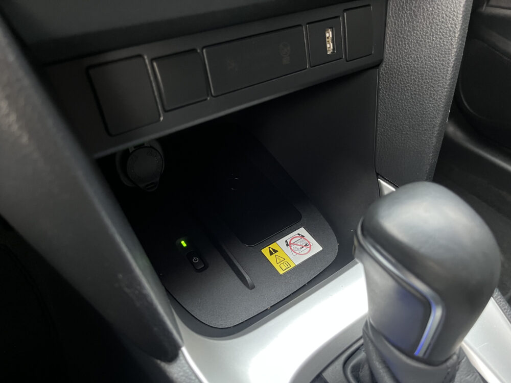 Toyota Yaris Cross 1.5 Hybrid Dynamic // FULL LED // KEYLESS // ADAPT. CRUISE // CAMERA // NAVI+CARPLAY // 26