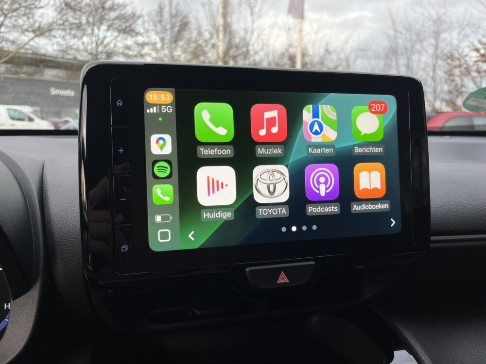 Toyota Yaris Cross 1.5 Hybrid Dynamic // FULL LED // KEYLESS // ADAPT. CRUISE // CAMERA // NAVI+CARPLAY // 30