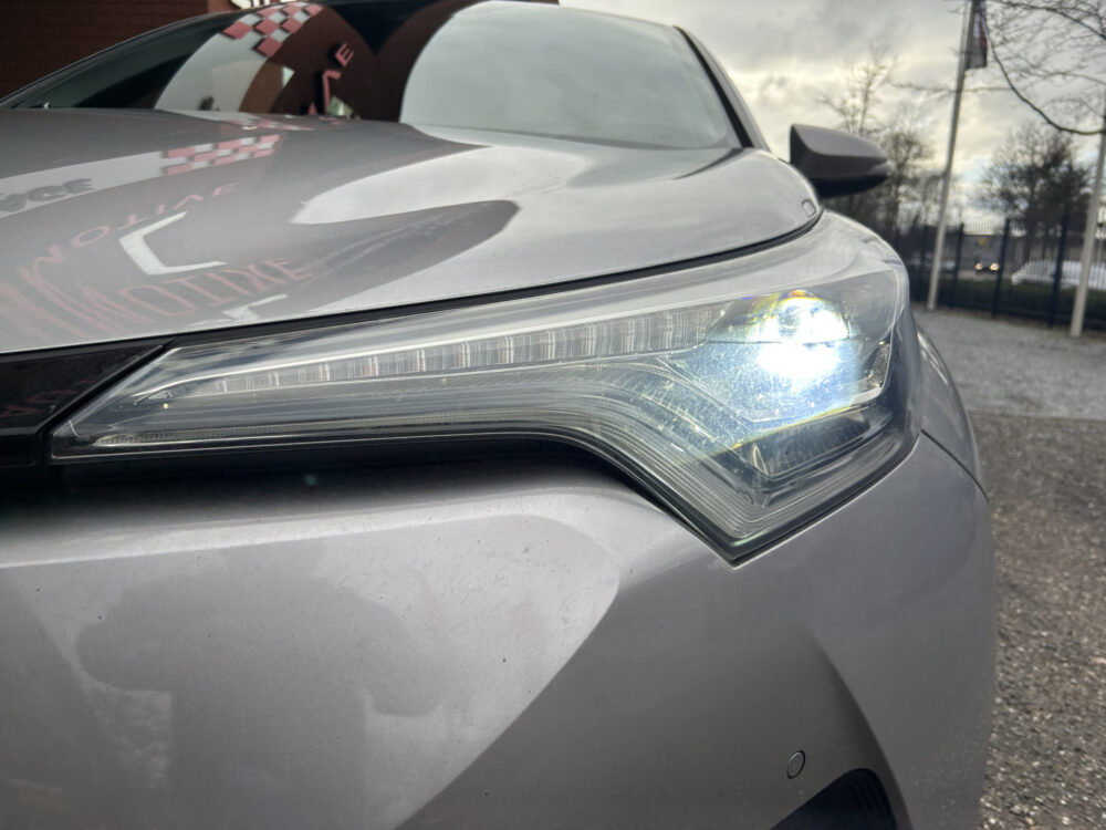 Toyota C-HR 1.8 Hybrid Executive // FULL LED // NAVI // CAMERA // ADAPTIVE CRUISE // KEYLESS // TREKHAAK!! 23