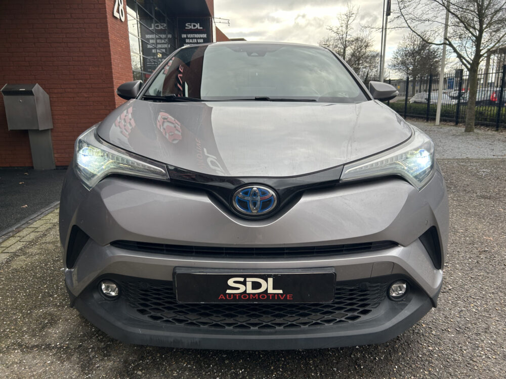 Toyota C-HR 1.8 Hybrid Executive // FULL LED // NAVI // CAMERA // ADAPTIVE CRUISE // KEYLESS // TREKHAAK!! 4